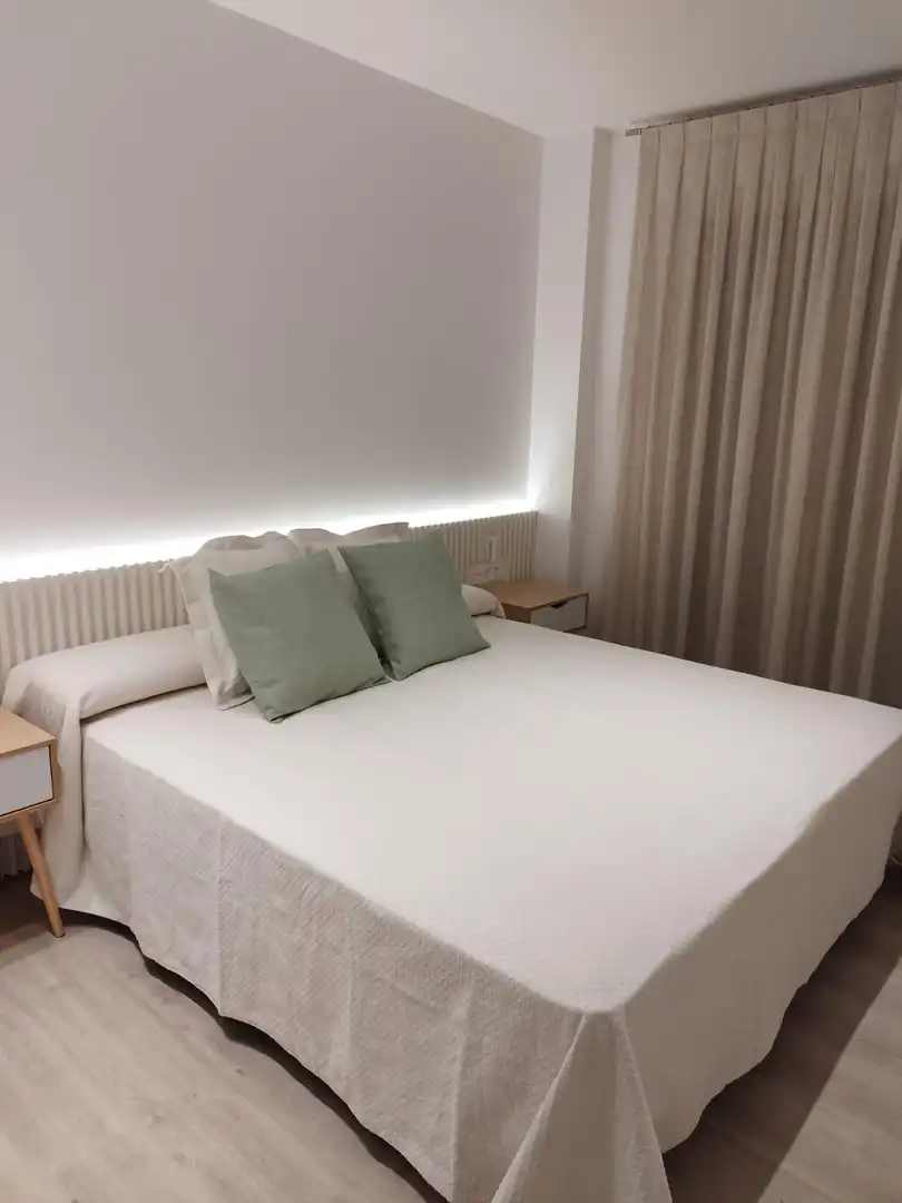 Bedroom of Apartments for rent in Marbella  with Air Conditioner, Heating and Terrace