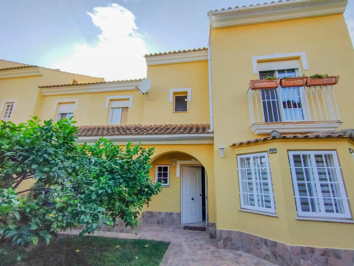 Terraced house with terrace to rent in Alfinach - Los Monasterios, imagen 43