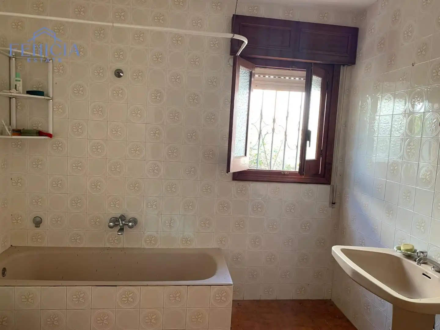 Baño de Dúplex en venta en Almuñécar con Jardín privado, Terraza y Trastero