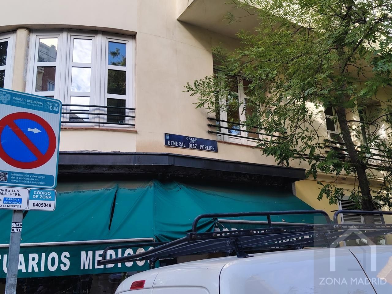 Vista exterior de Garaje de alquiler en  Madrid Capital