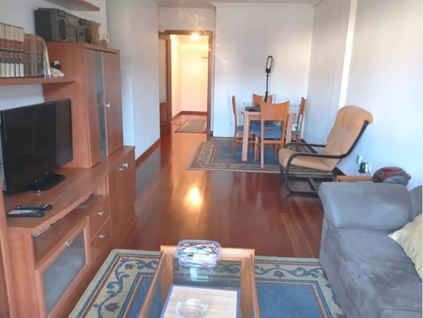 Sala de estar de Piso en venta en Cartes con Calefacción, Parquet y Terraza