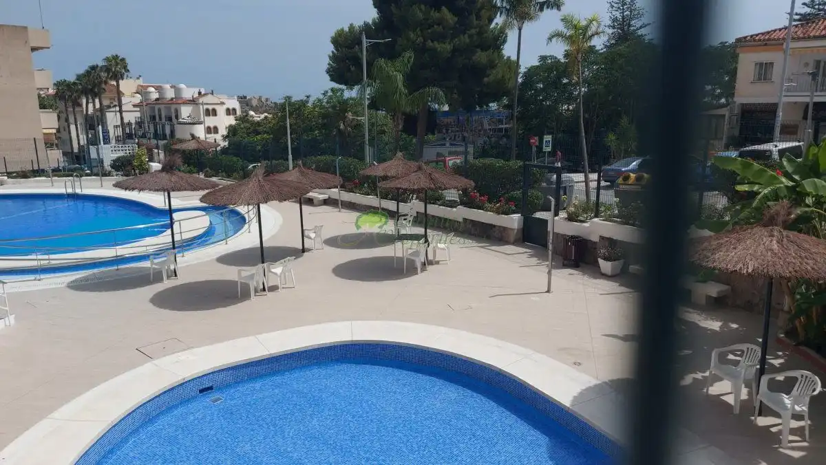Swimming pool of Apartments for sale in Almuñécar  with Air Conditioner and Community pool