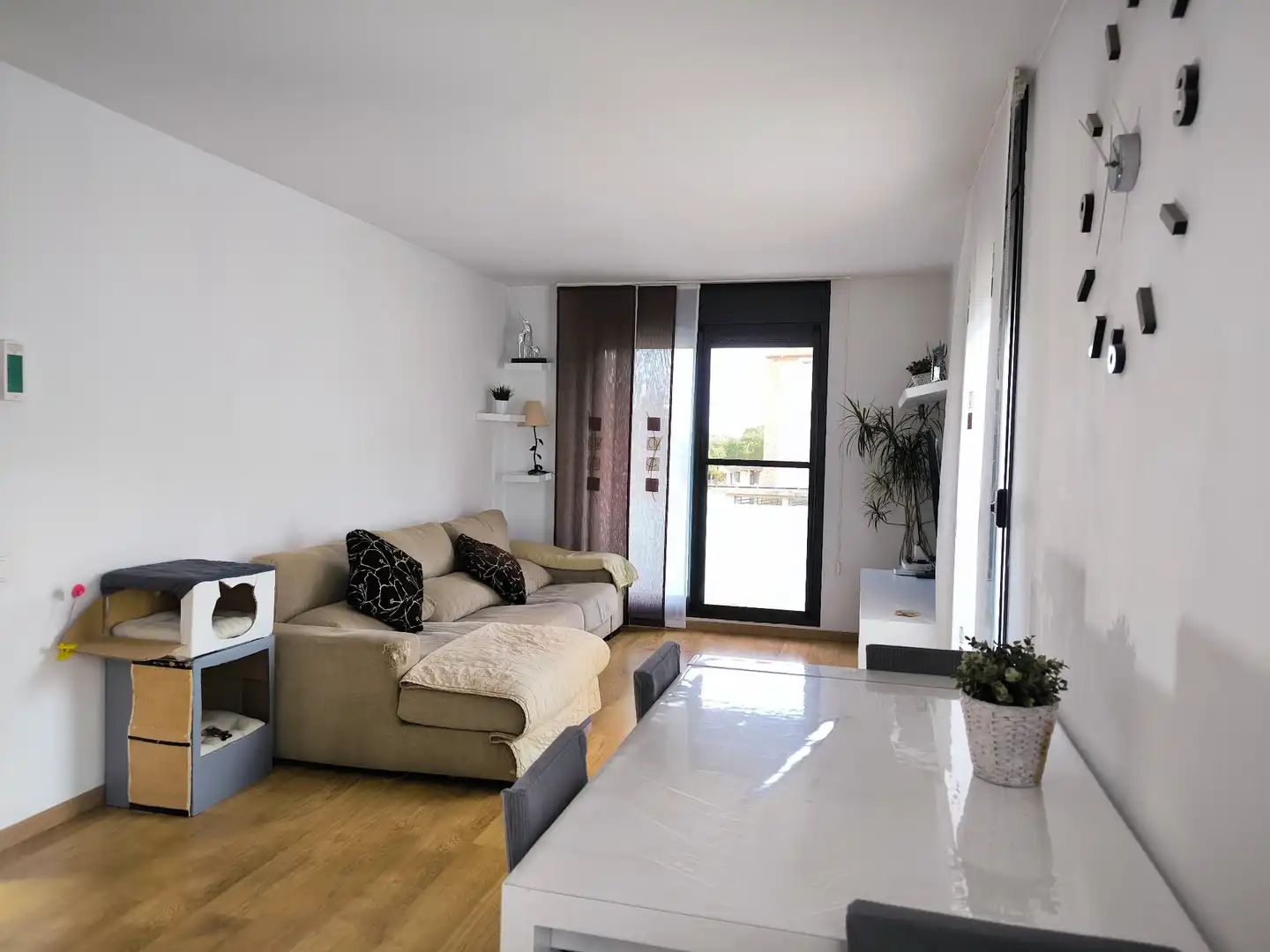 Sala d'estar de Pis en venda en Lliçà d'Amunt amb Aire condicionat, Calefacció i Parquet