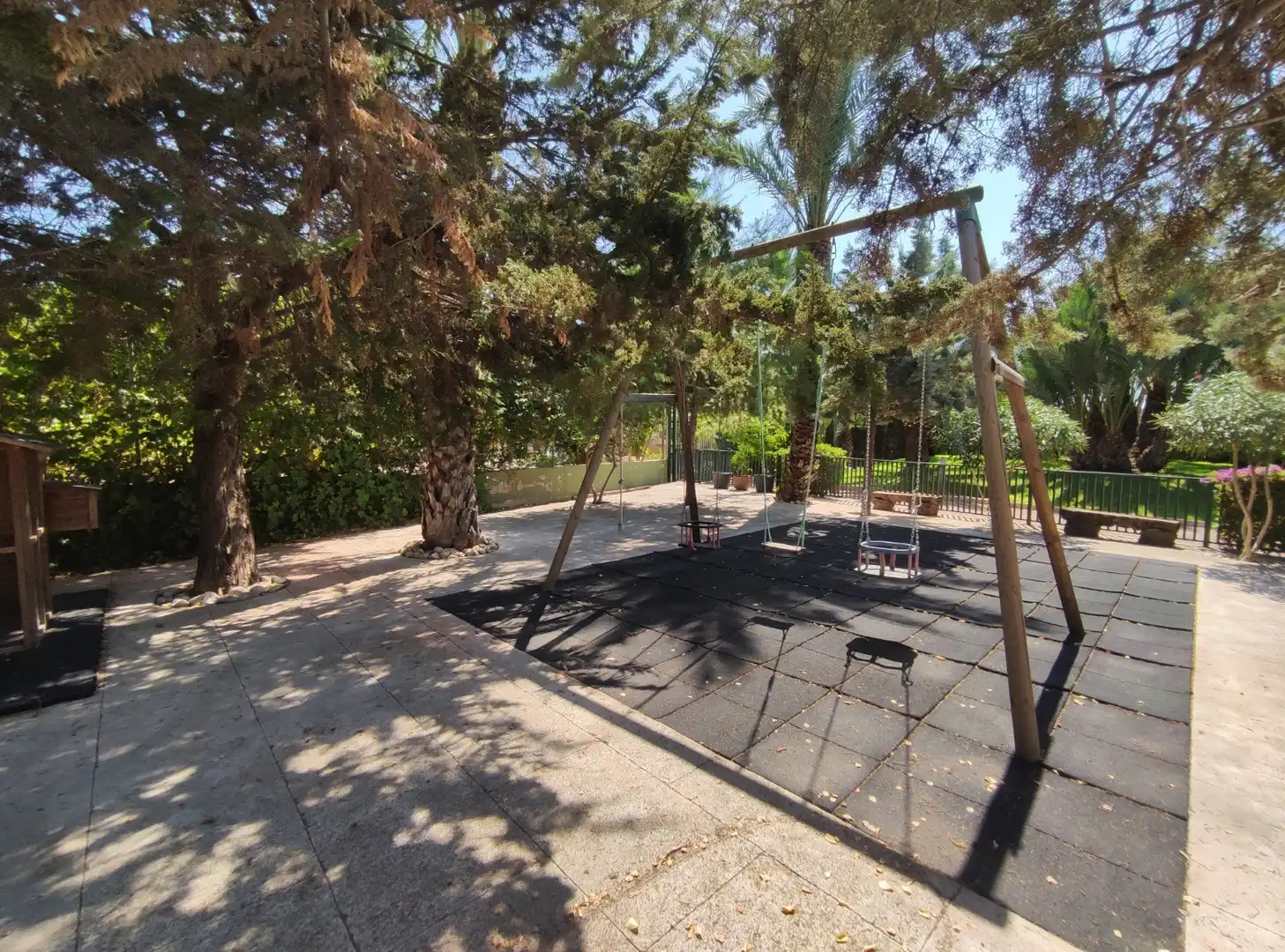 Jardí de Casa o xalet en venda en Elche / Elx amb Aire condicionat, Calefacció i Jardí privat