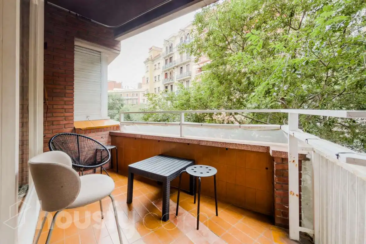 Flat for sale in Carrer de Provença, La Nova Esquerra de l'Eixample