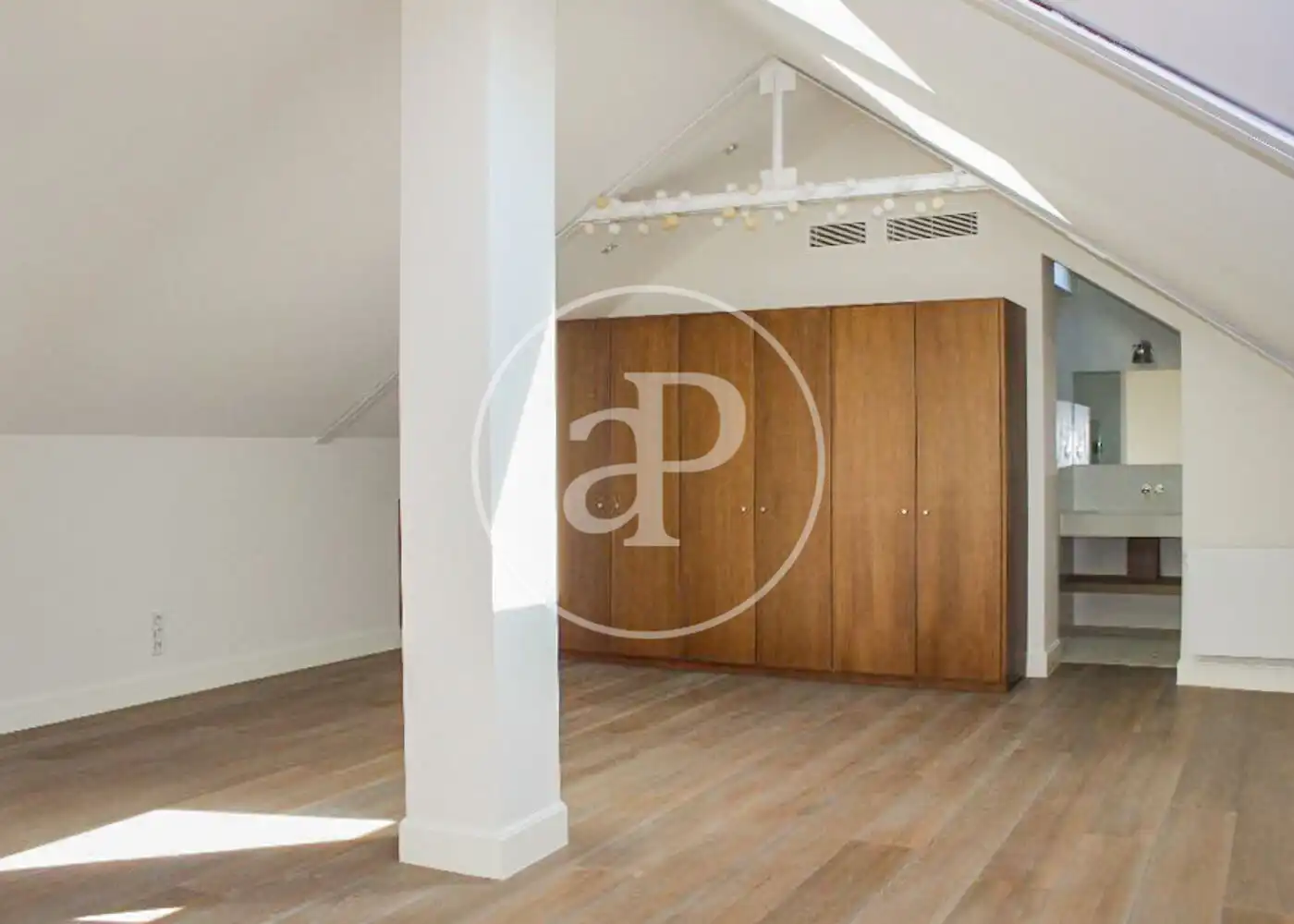 Casa o chalet de alquiler en Madrid con Aire acondicionado, Calefacción y Jardín privado