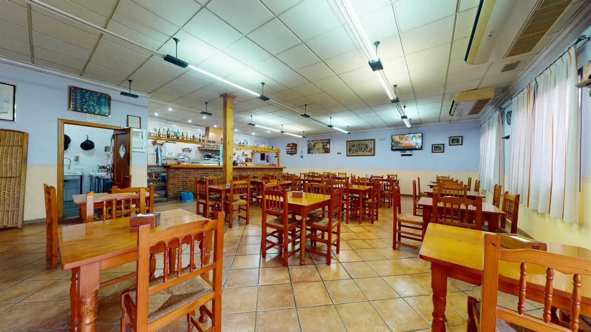 Local comercial en venta en Crevillent, imagen 2