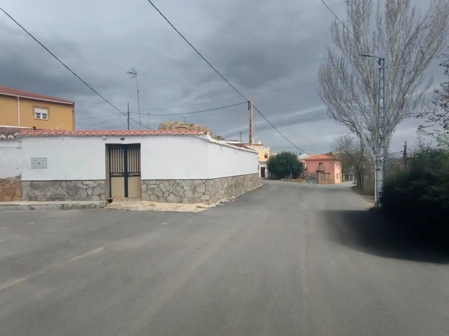 Vista exterior de Casa o xalet en venda en Guadix amb Moblat