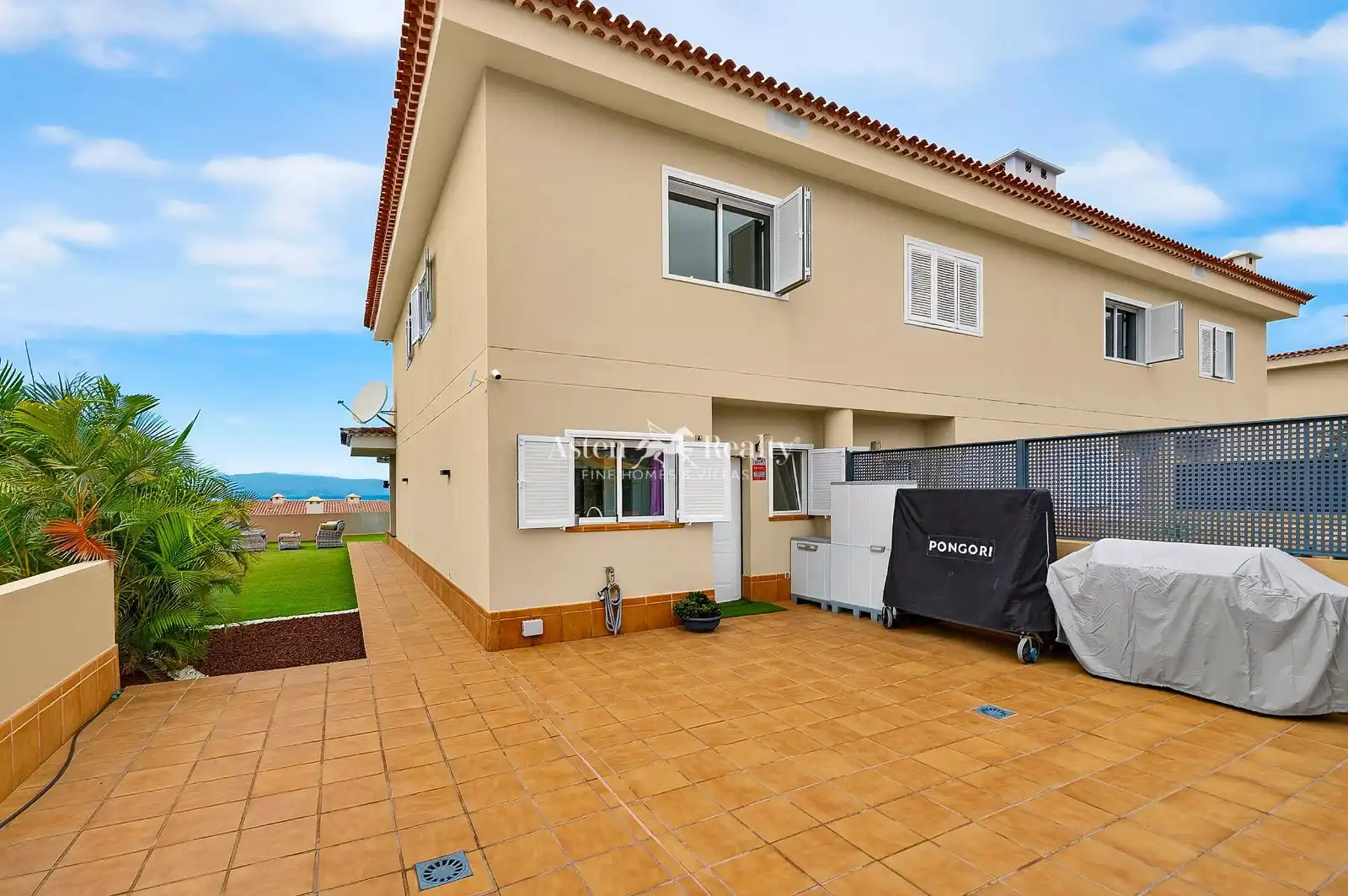 Terrace of Detached homes for sale in Santiago del Teide  with Air Conditioner, Private garden and Terrace