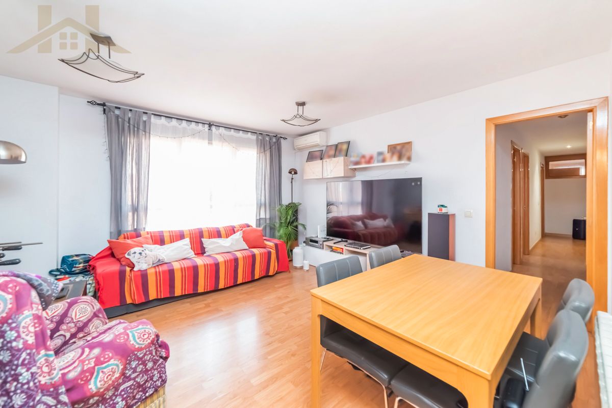 Living room of Flat for sale in Leganés  with Air Conditioner, Heating and Furnished