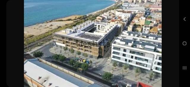 Local comercial en Alquiler en Manresà