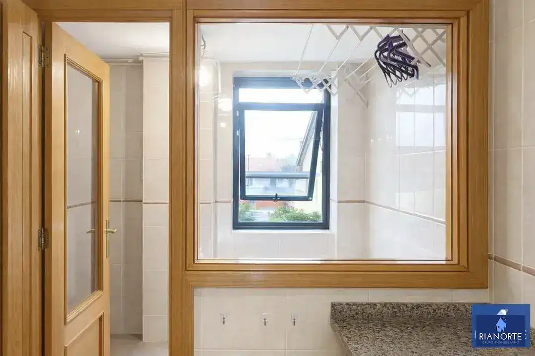 Piso con piscina en venta en Calle Castillo de Gauzón, imagen 17