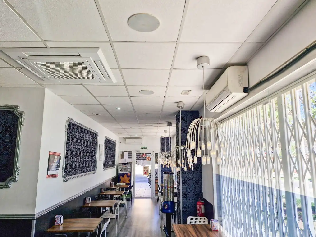 Local de alquiler en Zaragoza con Aire acondicionado y Amueblado