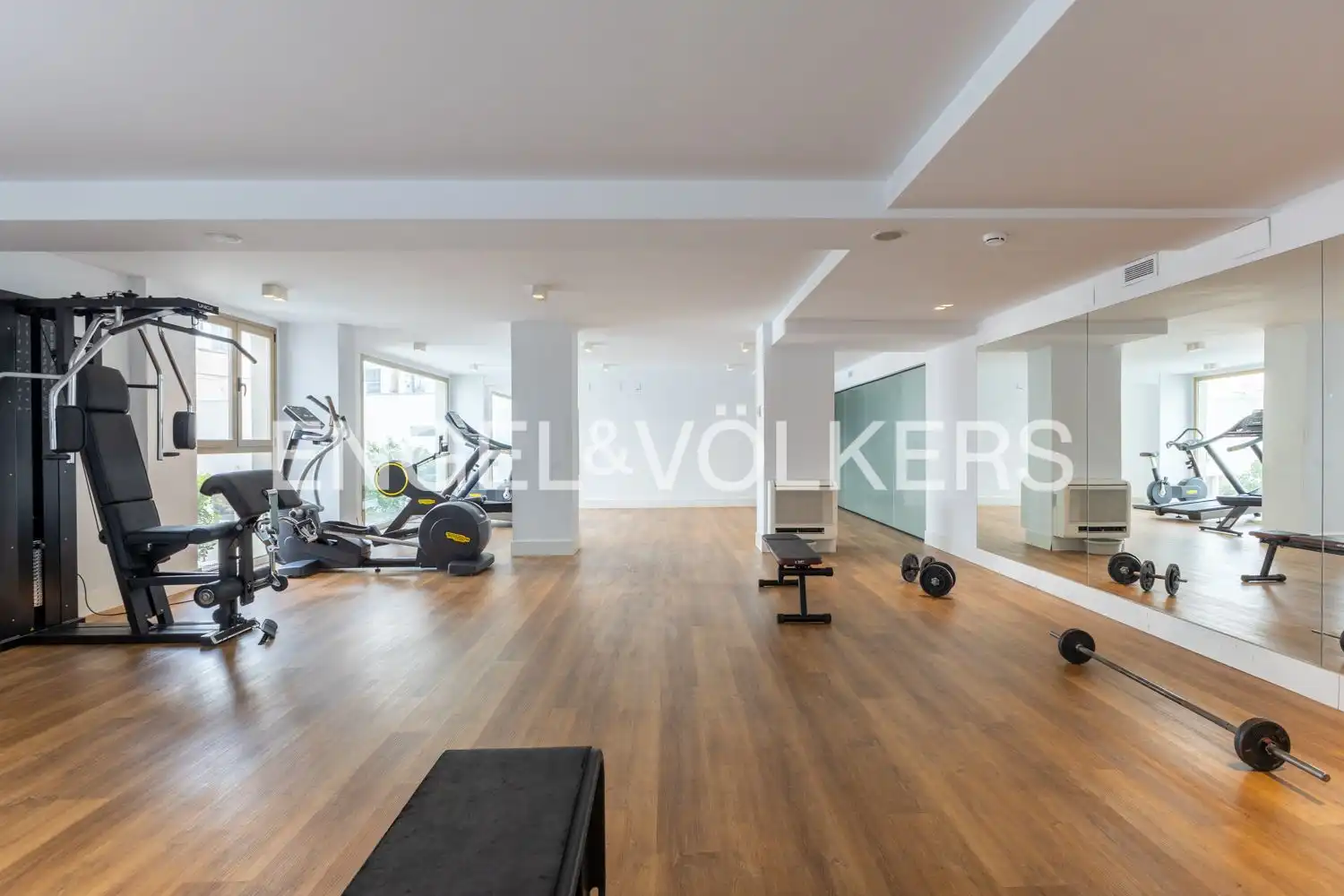 Piso de alquiler en Valencia con Aire acondicionado, Calefacción y Jardín privado