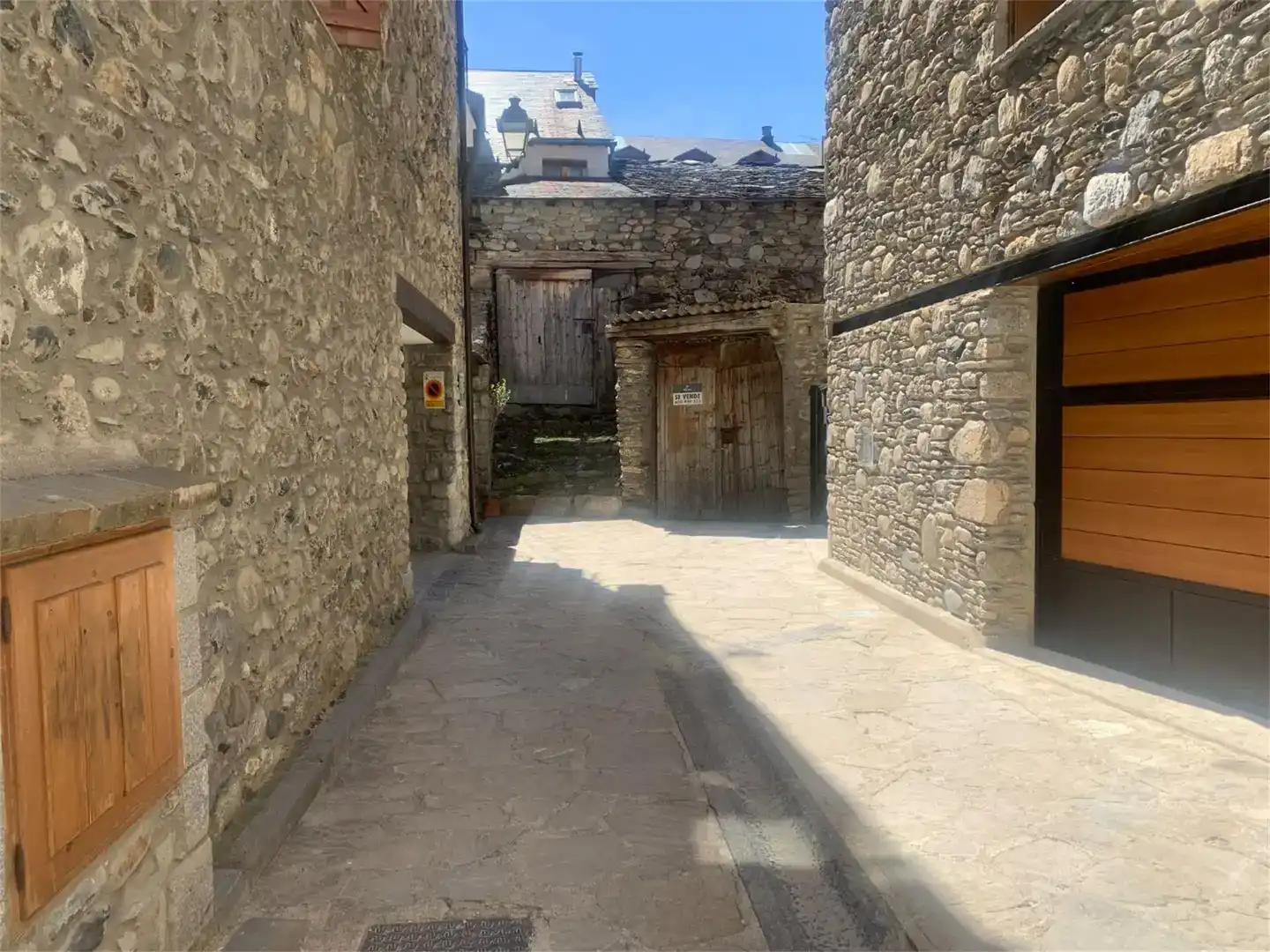 Vista exterior de Casa adosada en venta en Benasque