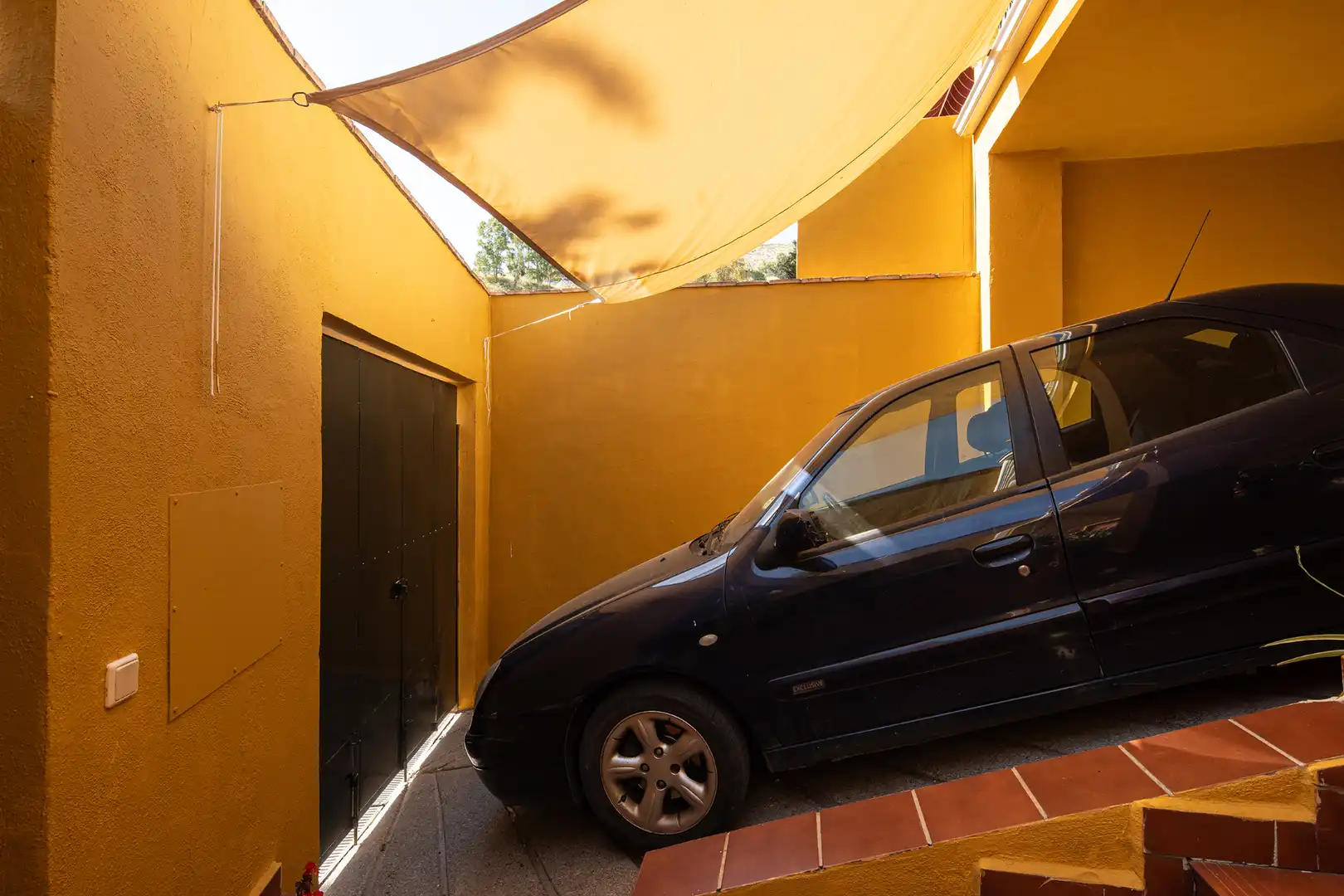 Parking de Casa adosada en venta en Cenes de la Vega con Aire acondicionado, Calefacción y Terraza