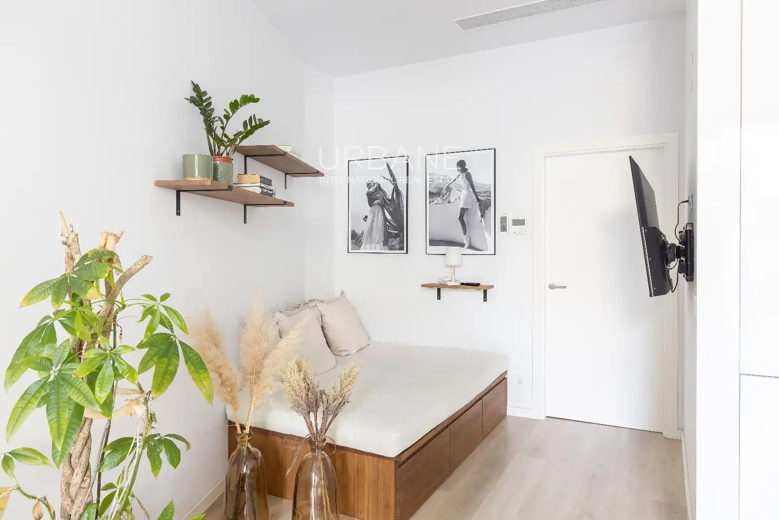 Bedroom of Flat for sale in Barcelona  with Air Conditioner, Heating and Terrace
