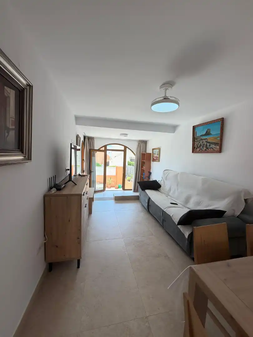 Sala d'estar de Casa o xalet de lloguer en Calpe / Calp amb Aire condicionat, Jardí privat i Terrassa