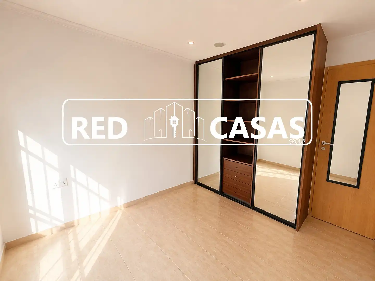 Habitación de Piso en venta en Esplugues de Llobregat con Aire acondicionado