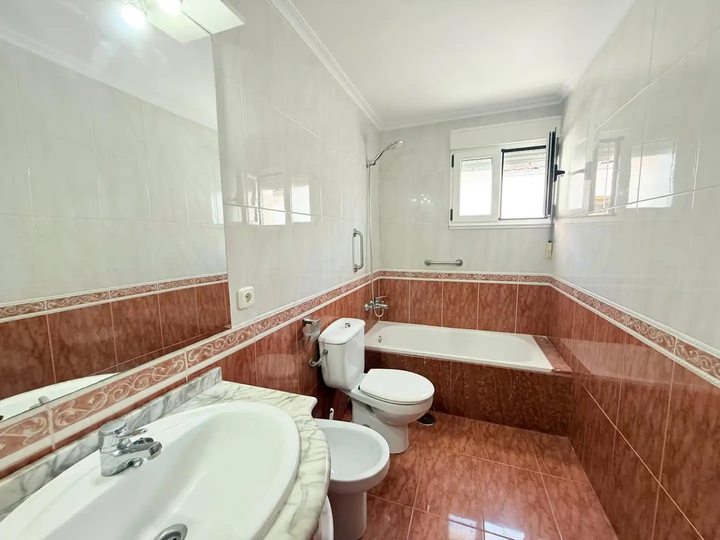 Bathroom of Attic for sale in Castrillón  with Heating, Parquet flooring and Terrace