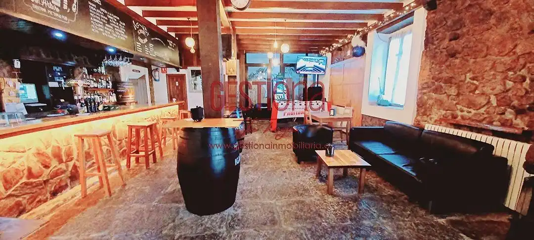 Local en venda en Entrambasaguas amb Moblat