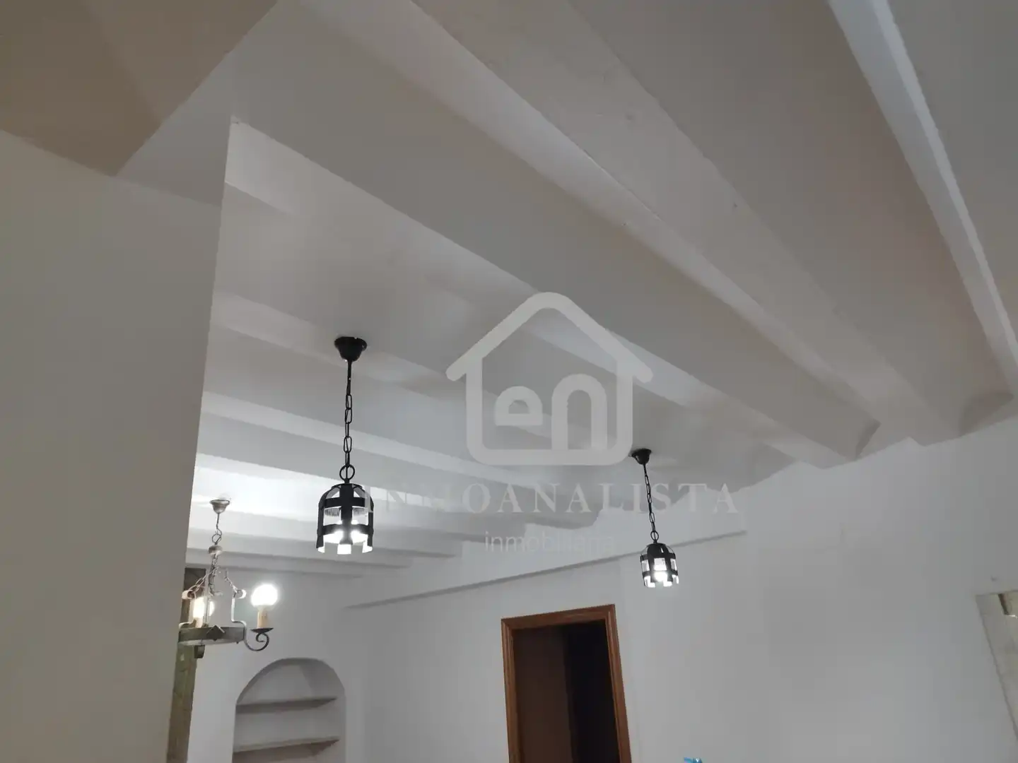 Gebäude zur Miete in Cortes de Pallás