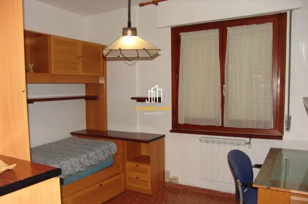 Bedroom of Flat for sale in  Logroño  with Heating, Terrace and Balcony