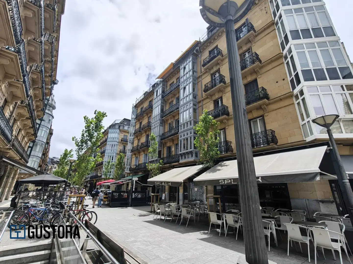 Außenansicht von Wohnung zum Verkauf in Donostia - San Sebastián  mit Klimaanlage, Parkett und Möbliert