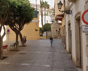 Vista exterior de Pis en venda en  Almería Capital