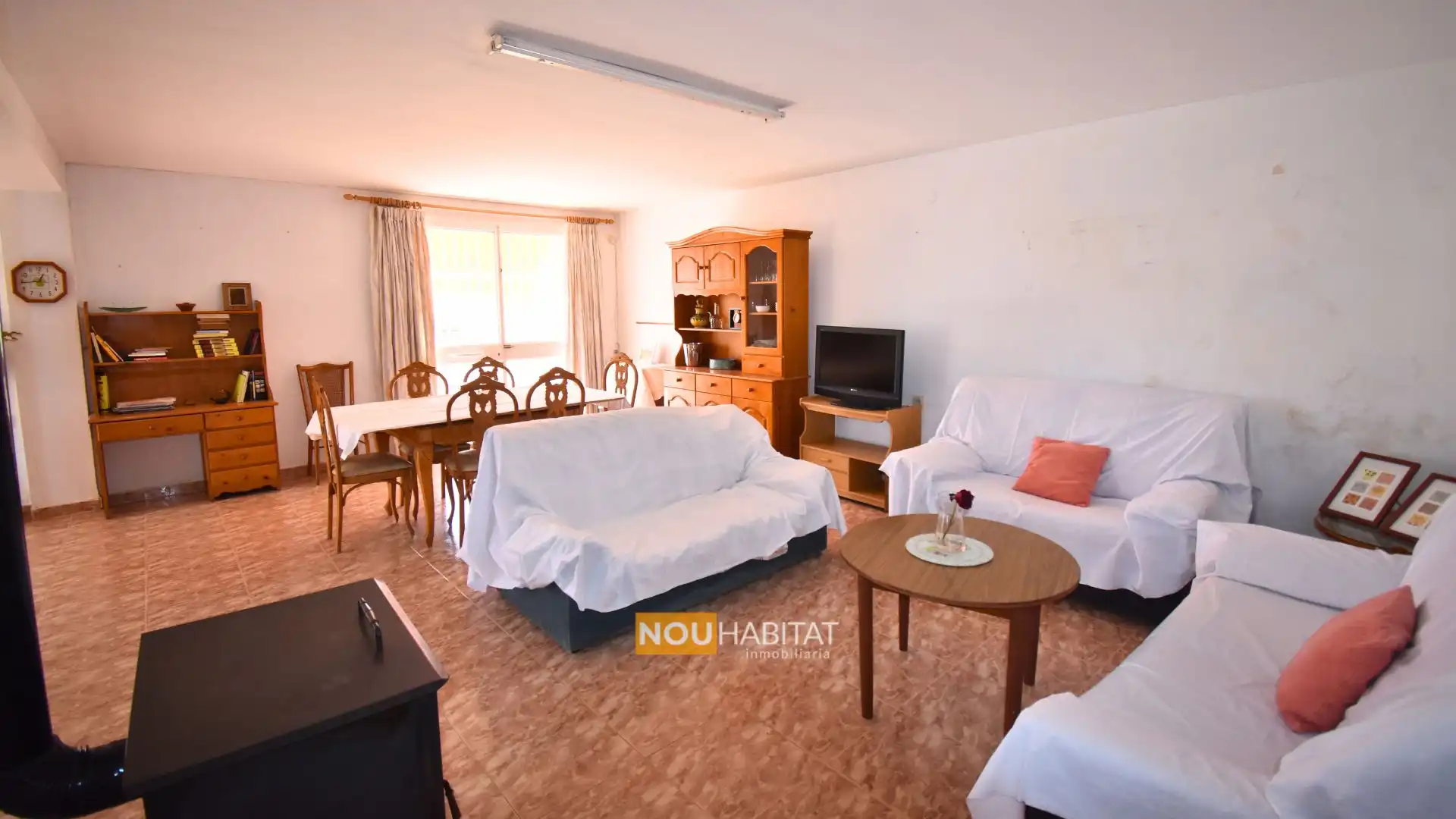 Detached house with pool for sale in Montserrat, imagen 3