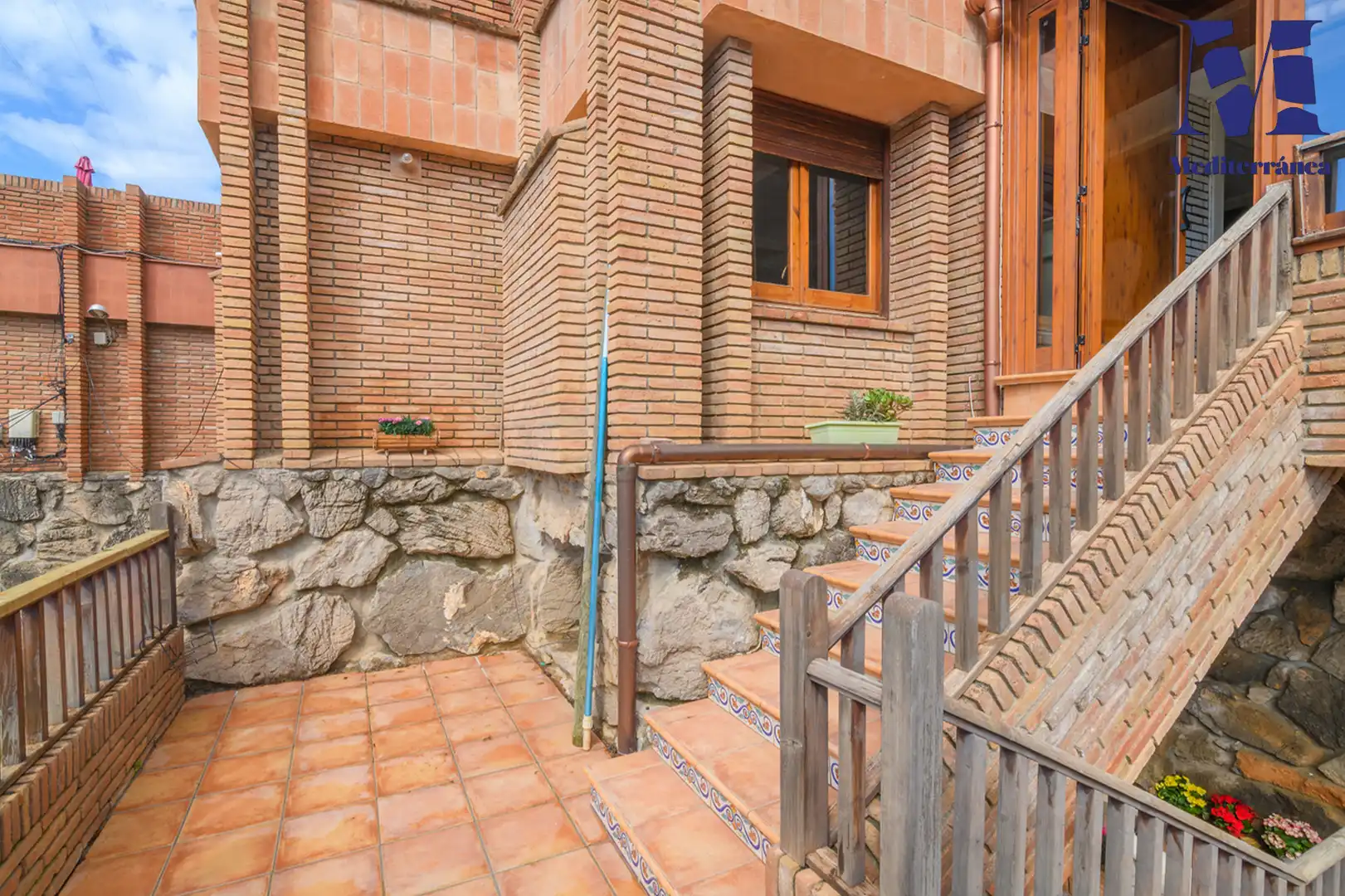 Vista exterior de Casa o xalet en venda en Sitges amb Jardí privat, Parquet i Terrassa