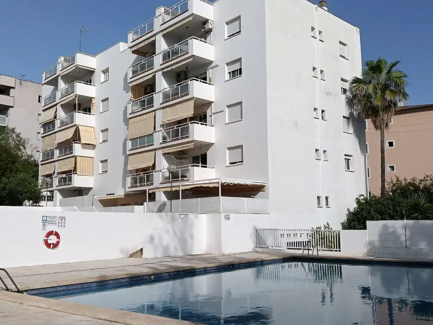 Swimming pool of Flat for sale in  Palma de Mallorca  with Air Conditioner, Swimming Pool and Balcony