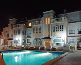 Piscina de Apartament en venda en Torrevieja amb Terrassa i Piscina comunitària