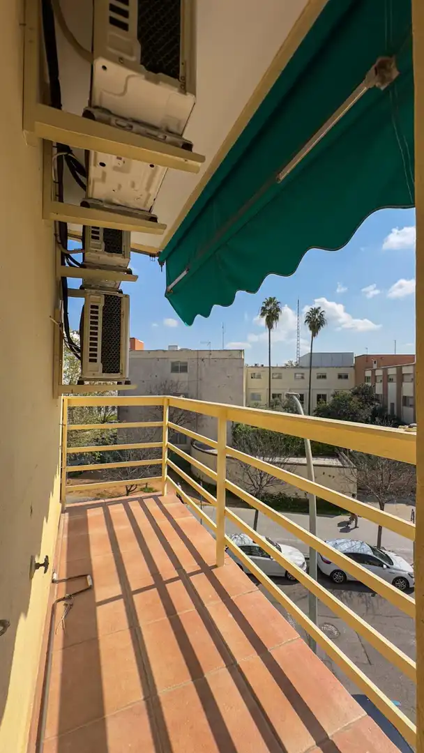 Piso en venta en Avenida del Aeropuerto, Vista Alegre - Parque Cruz Conde