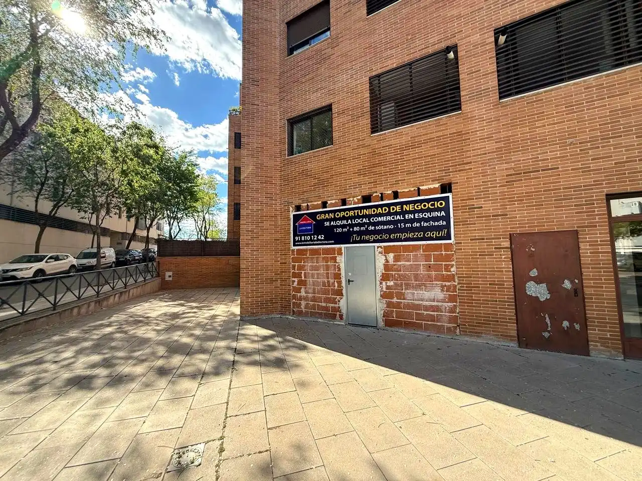 Vista exterior de Local de alquiler en Navalcarnero