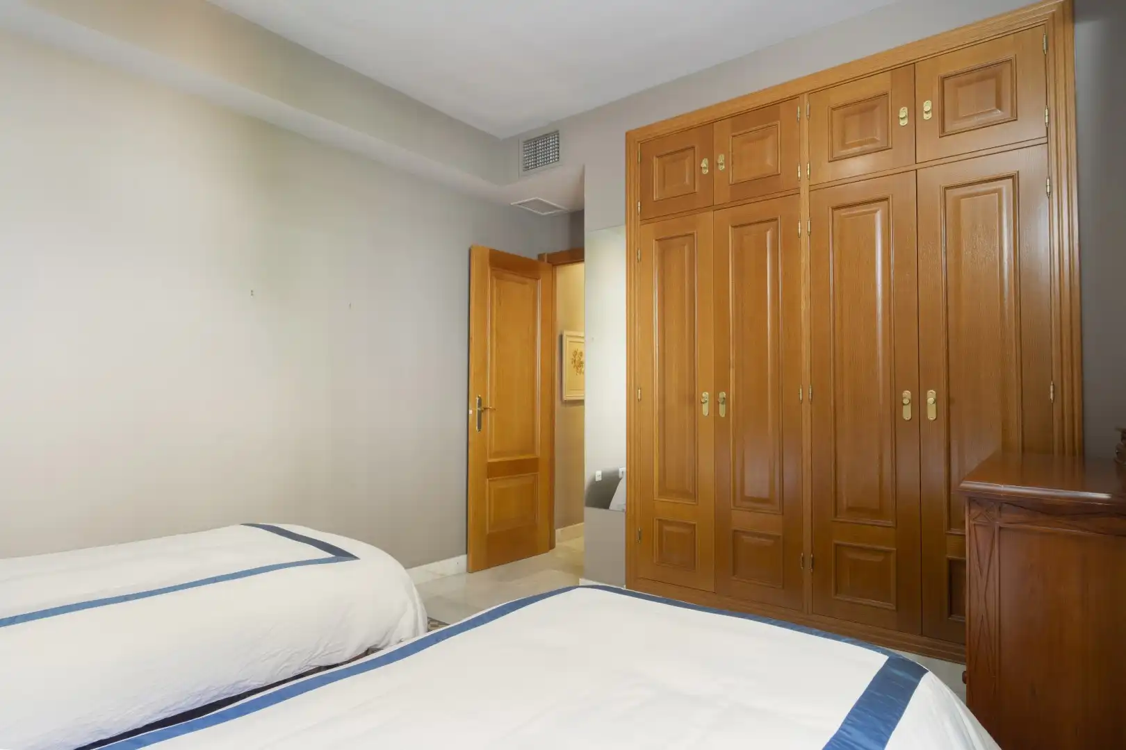 Apartament amb piscina en venda a Nueva Andalucía, imagen 14