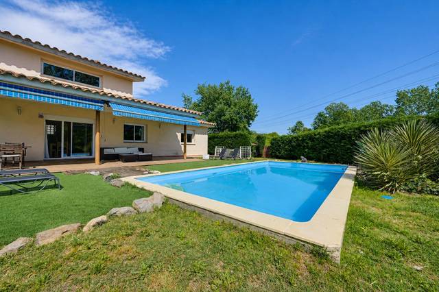 Casa-chalet en Venta en  LLAC DEL CIGNE en Caldes de Malavella