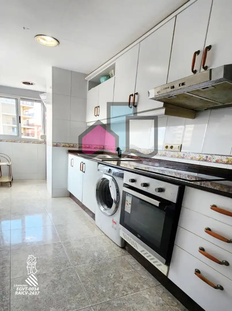 Cocina de Apartamento en venta en Cullera con Terraza, Amueblado y Horno