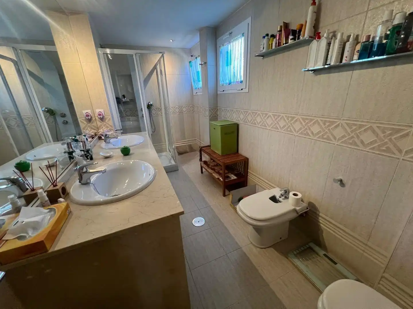 Bathroom of Flat for sale in Málaga  with Air Conditioner, Heating and Community pool