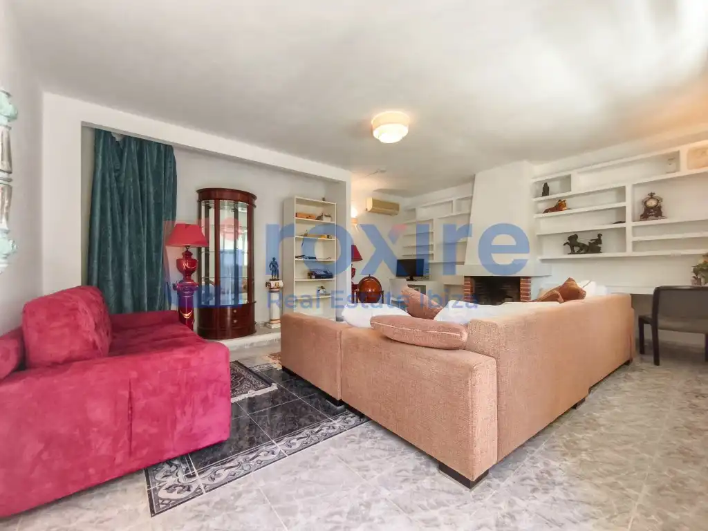 Sala d'estar de Casa o xalet de lloguer en Sant Josep de sa Talaia amb Aire condicionat, Jardí privat i Terrassa