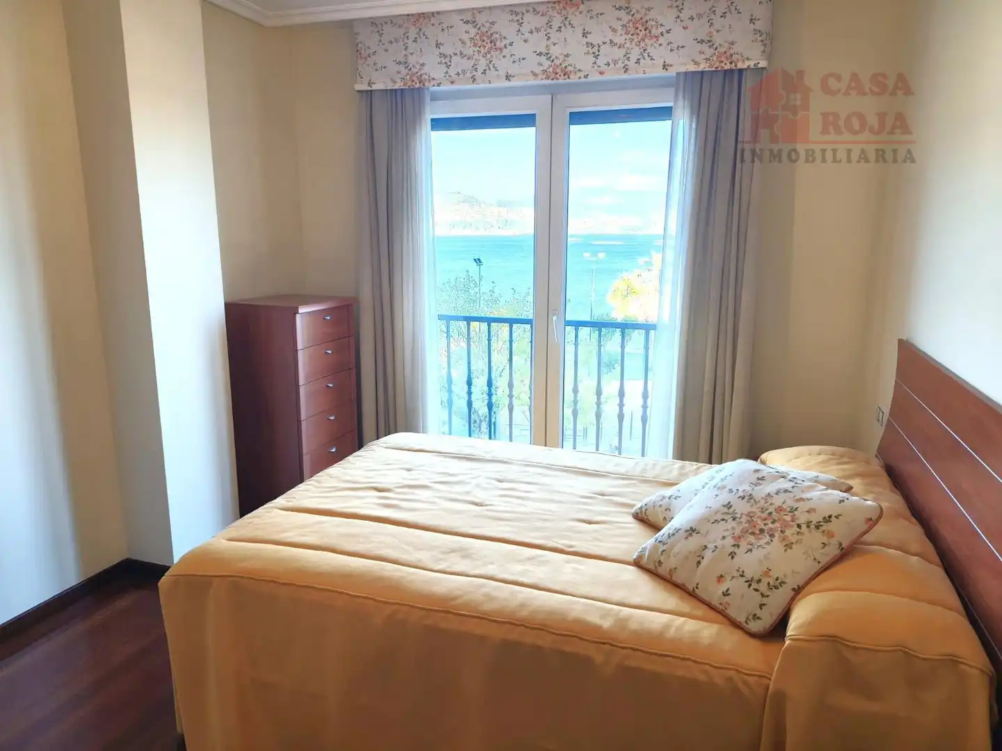 Dormitori de Apartament en venda en Moaña amb Calefacció, Traster i Moblat