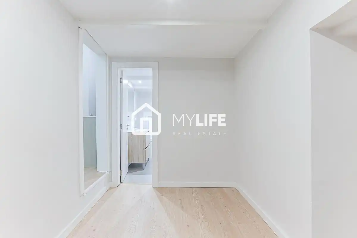Habitación de Planta baja en venta en Barcelona con Aire acondicionado y Parquet