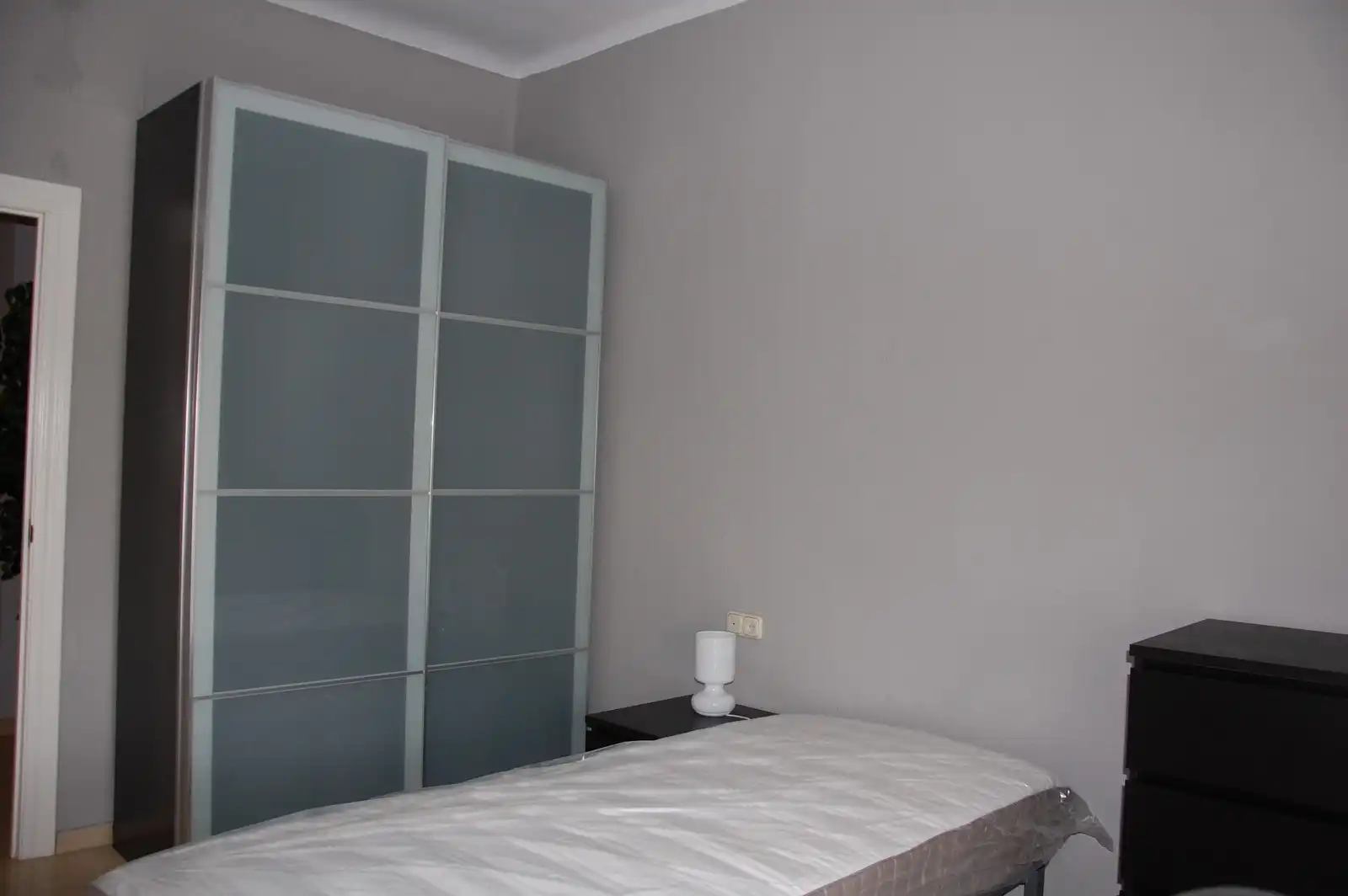Bedroom of Flat for rent in Granada  with Heating, Terrace and Furnished