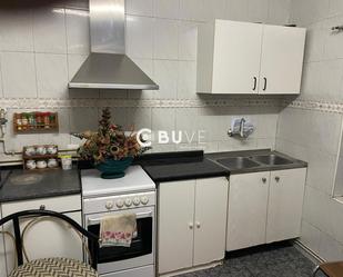 Cuina de Casa o xalet en venda en Valladolid Capital amb Calefacció i Jardí privat