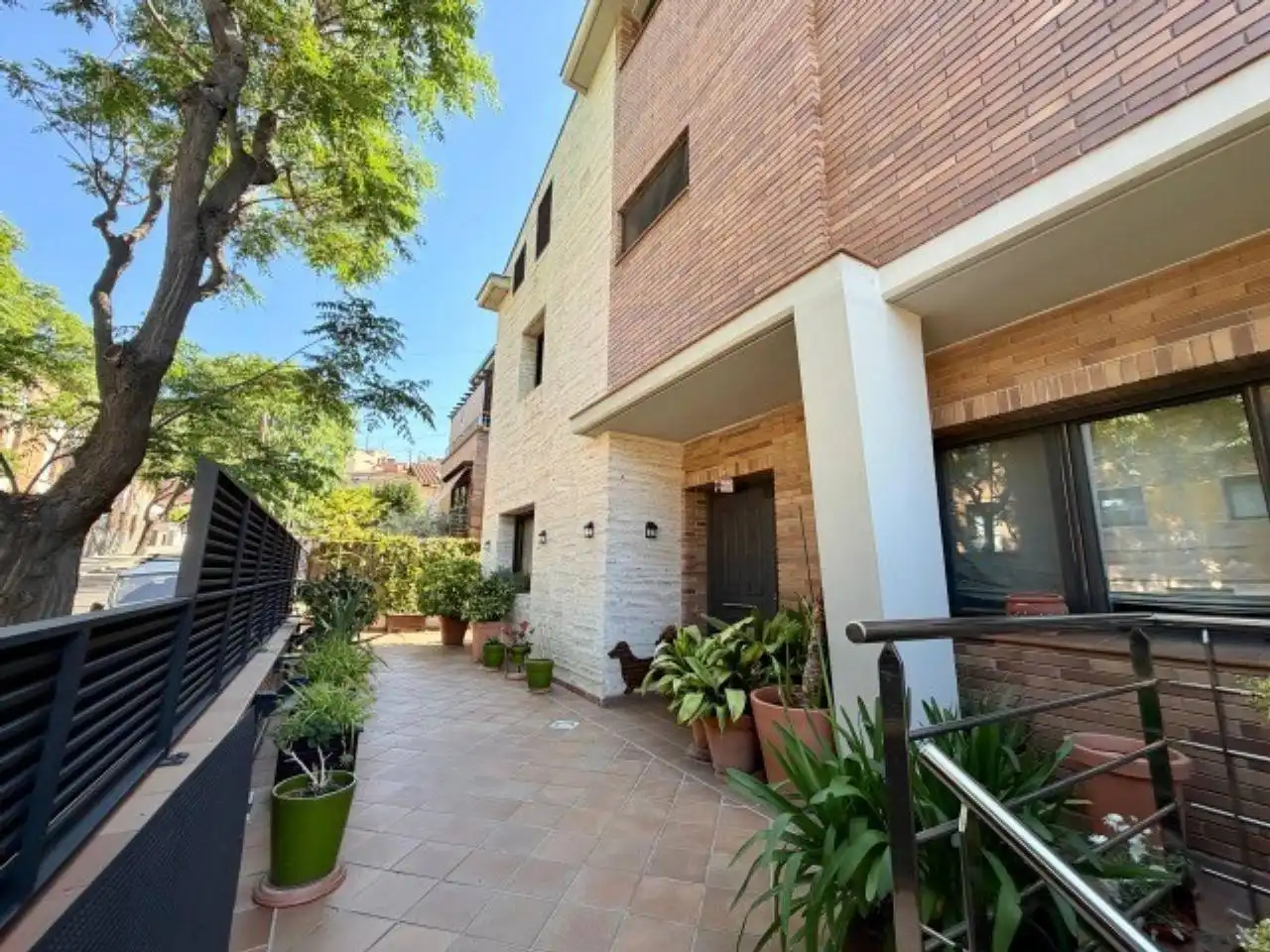 Vista exterior de Casa o chalet en venta en Sant Quirze del Vallès con Aire acondicionado, Calefacción y Jardín privado