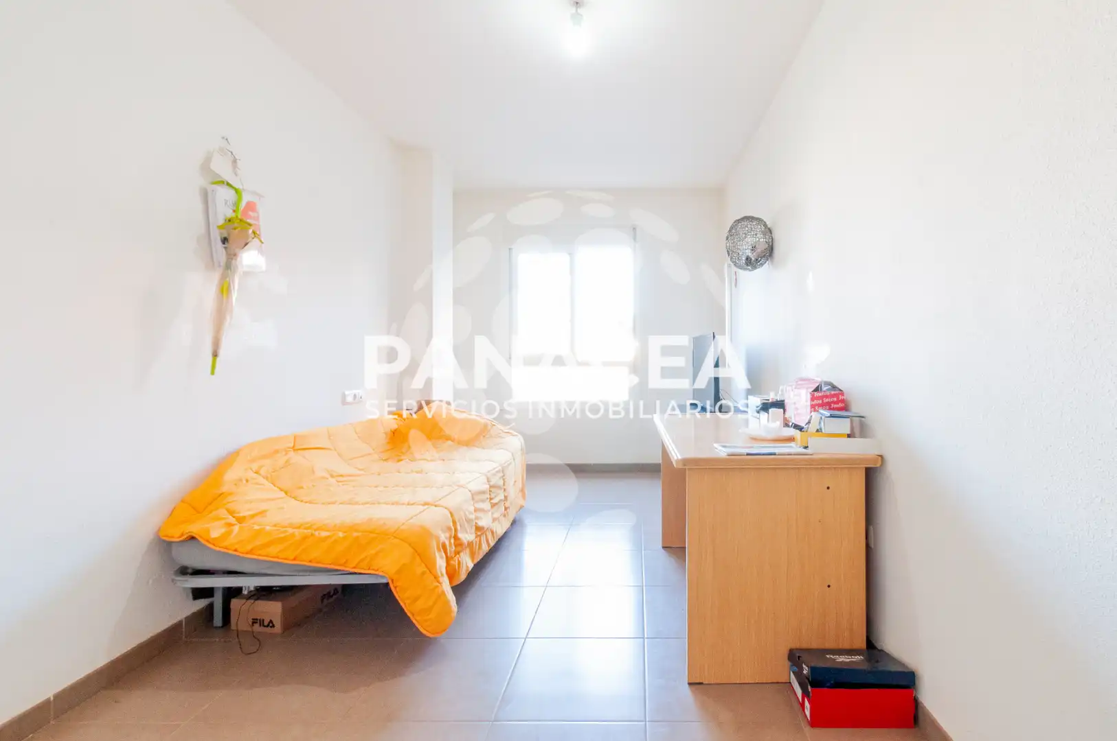 Habitación de Piso en venta en Roquetas de Mar con Amueblado, Microondas y TV