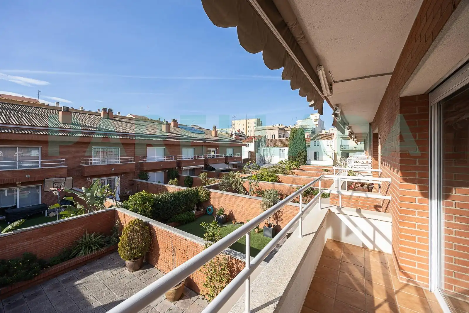 Terraza de Casa o chalet en venta en Badalona con Aire acondicionado, Calefacción y Jardín privado