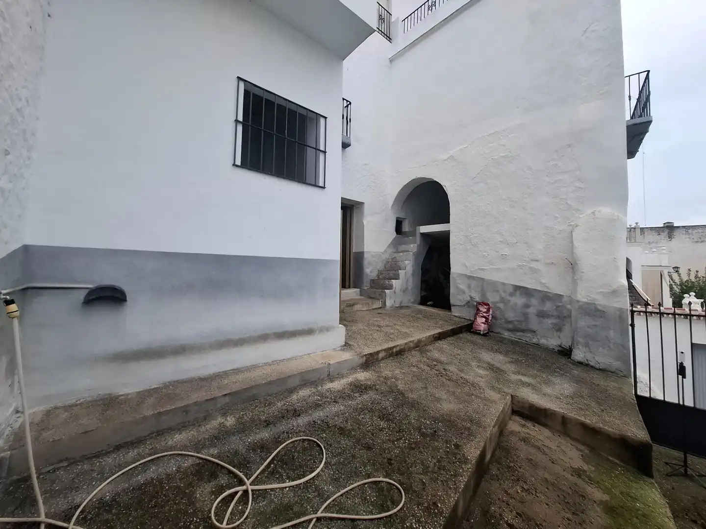 Vista exterior de Casa o xalet en venda en Tolox amb Terrassa
