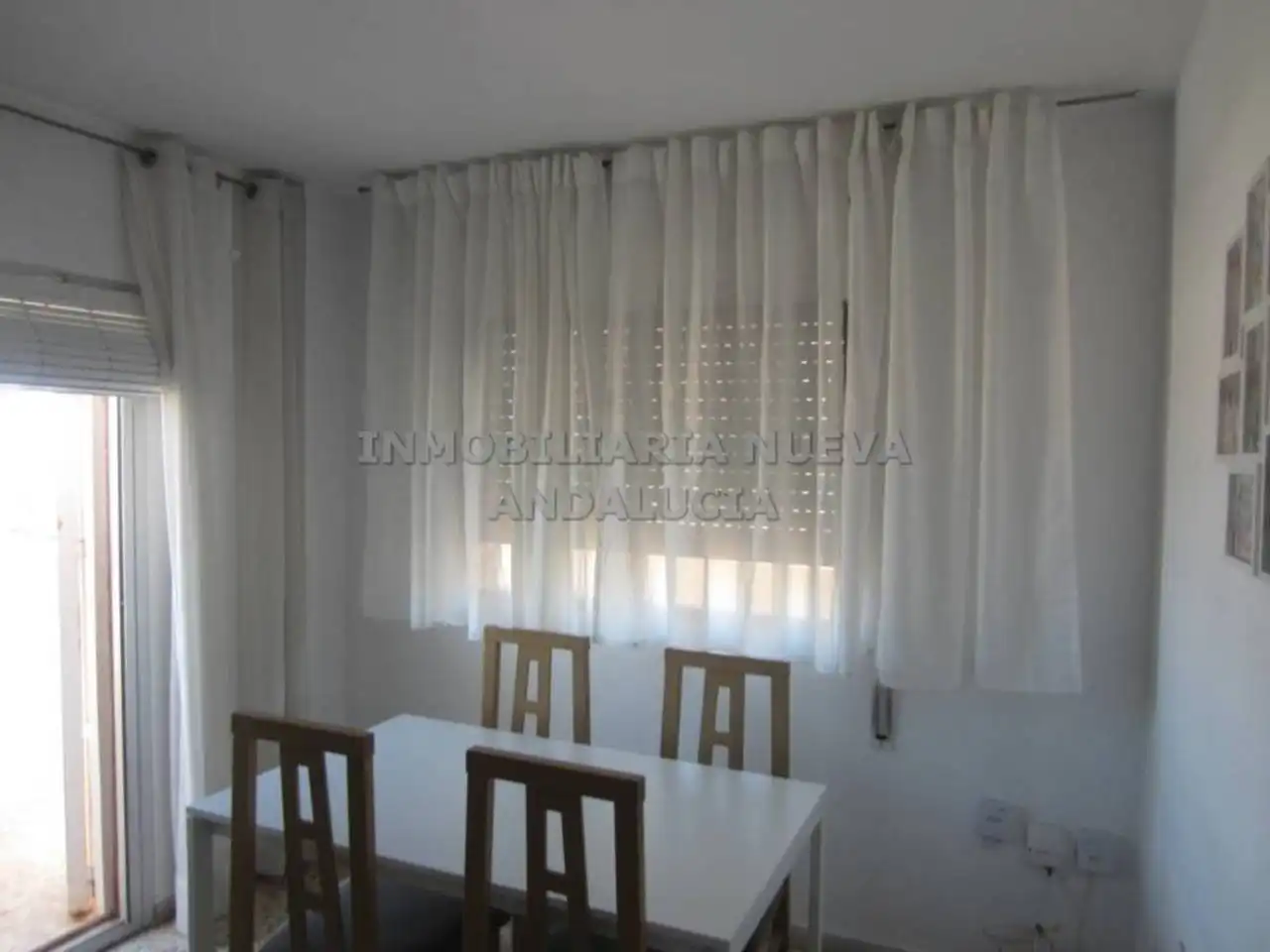 Comedor de Piso de alquiler en Almería con Terraza y Amueblado
