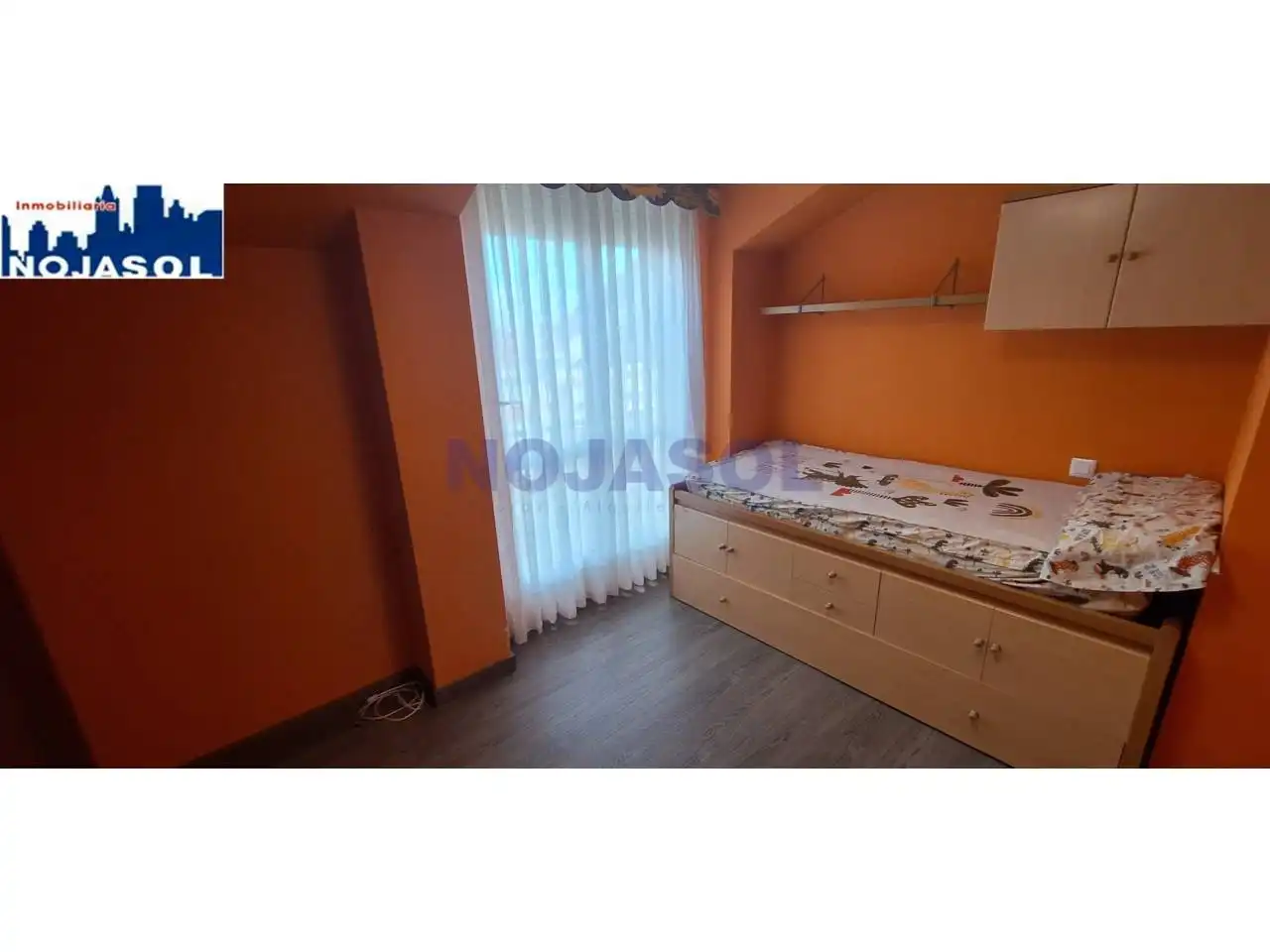 Habitación de Apartamento de alquiler en Noja con Calefacción, Terraza y Amueblado